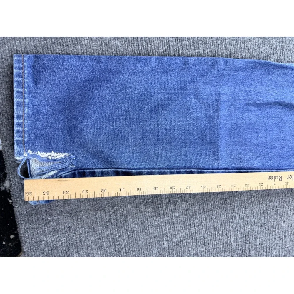Wrangler 13MWZ Mens Blue Cowboy Cut Jeans 31x36‎ Made in USA Y2K Vintage Denim